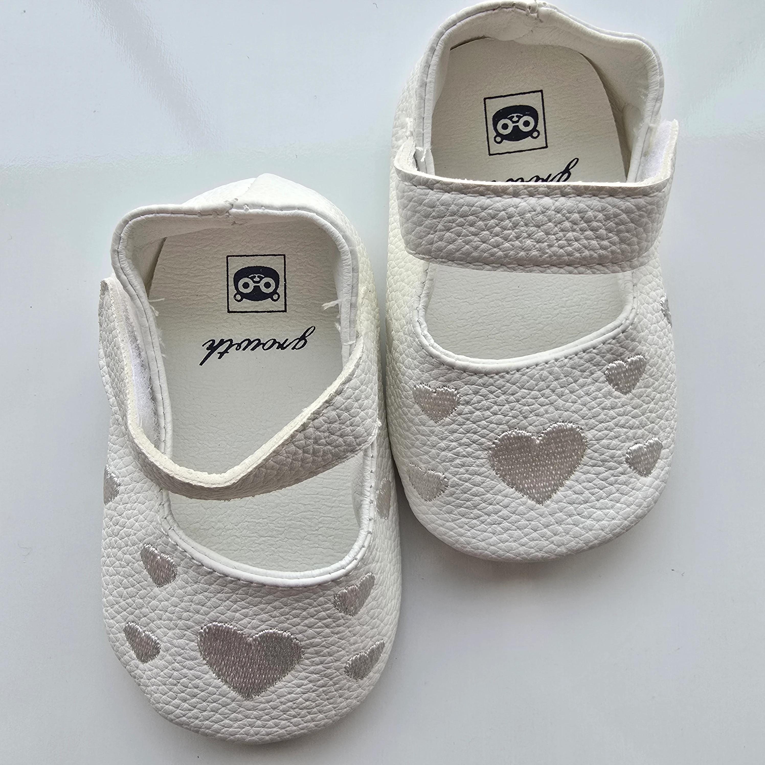 Chatita con bordado Blanco 12CM - 1