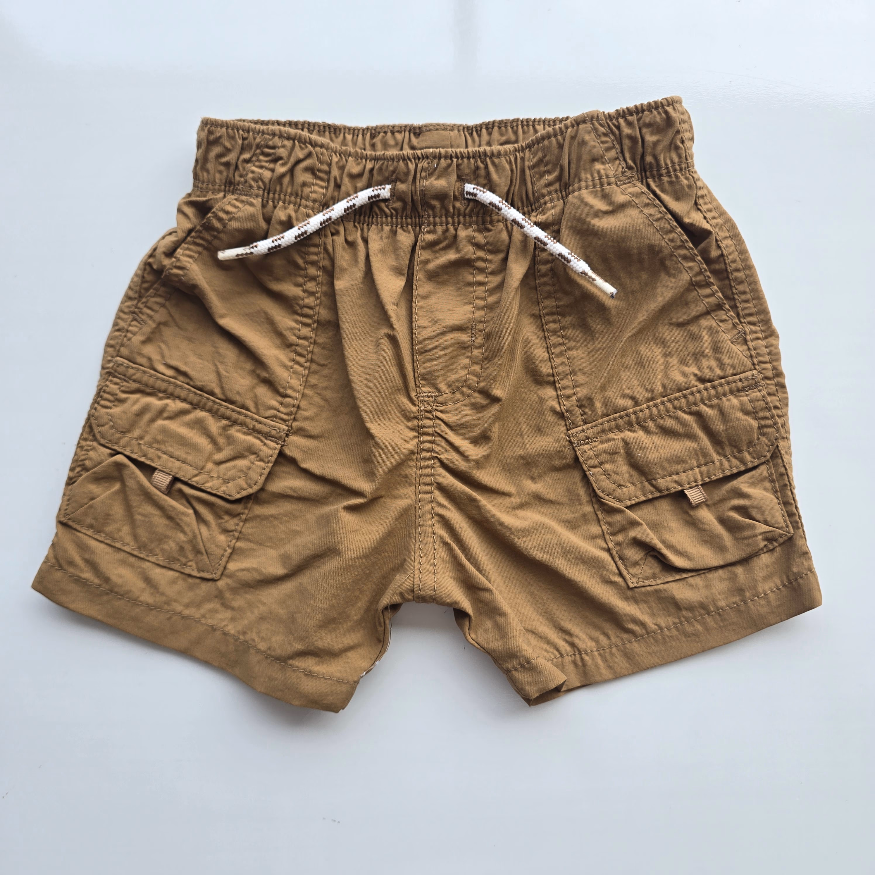 Short Old Navy 6-12M - 1