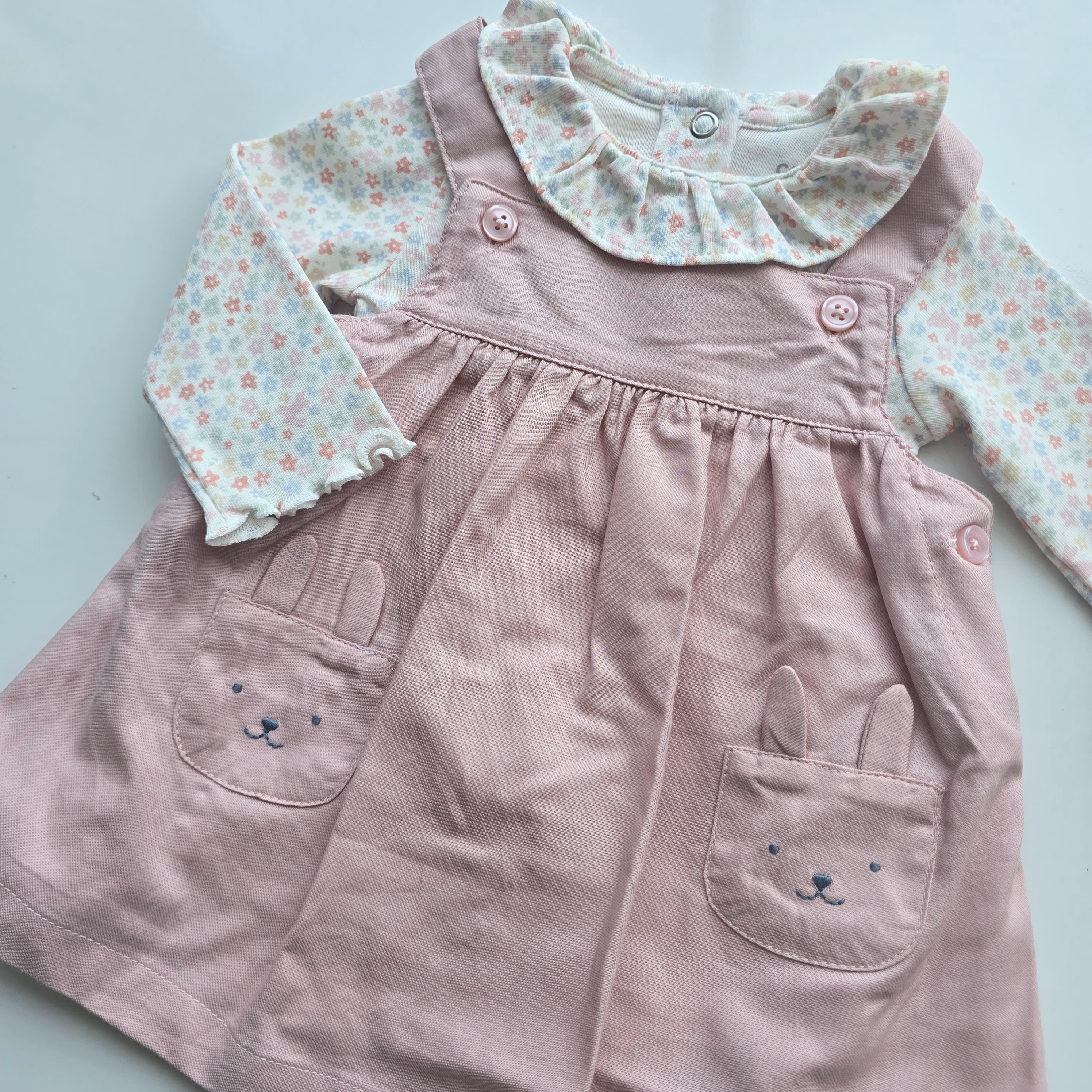 Conjunto Carter's - 2