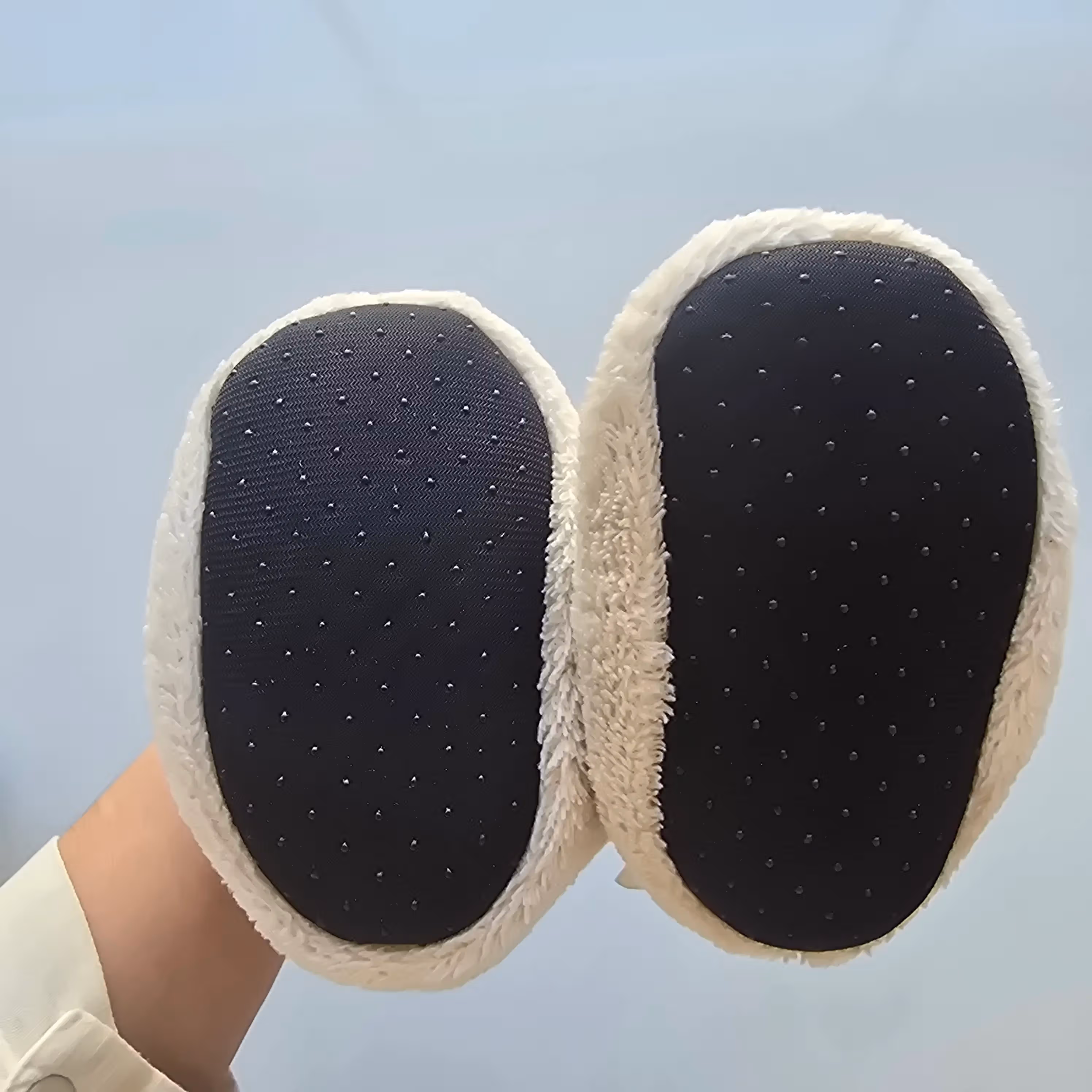 Zapatito cremita 12cm - 3