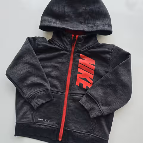 Campera NIKE - vista alternativa