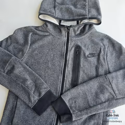 Campera NIKE 10-12A - vista alternativa
