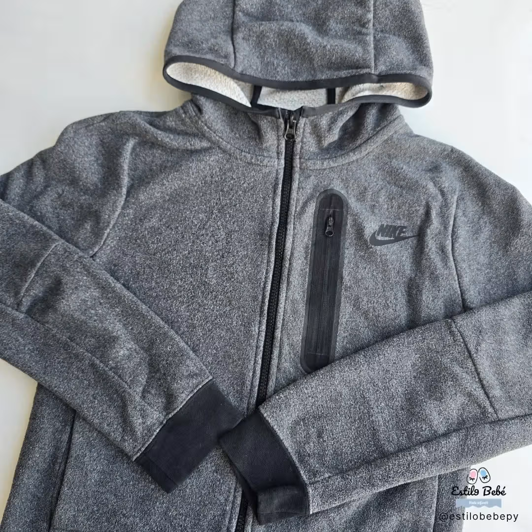 Campera NIKE 10-12A - 2