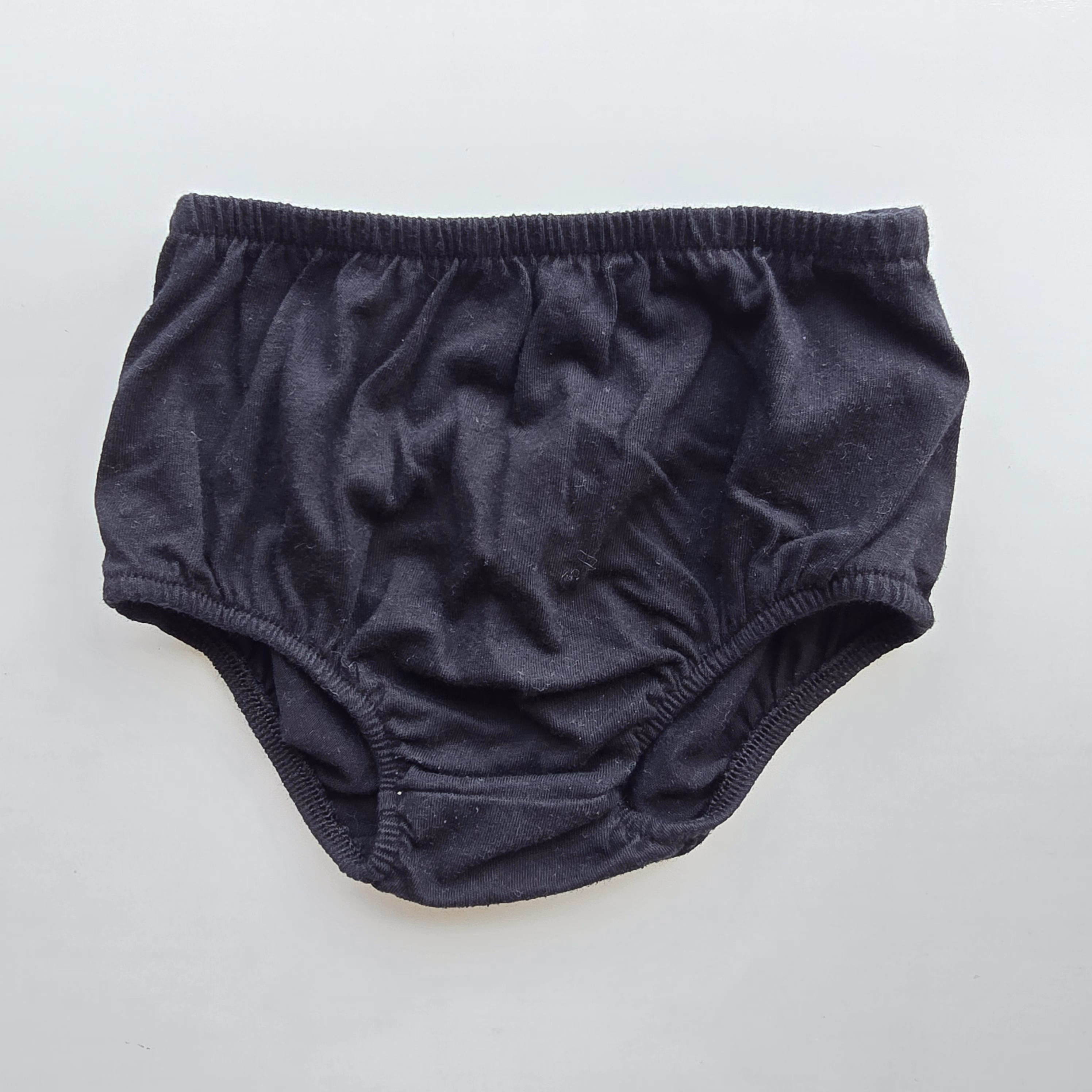 Cubre Pañal negro - 1